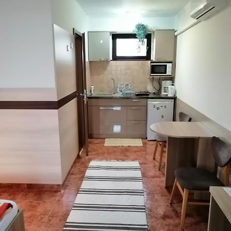 Csipkehaz Apartman Cserkeszolo Exterior photo