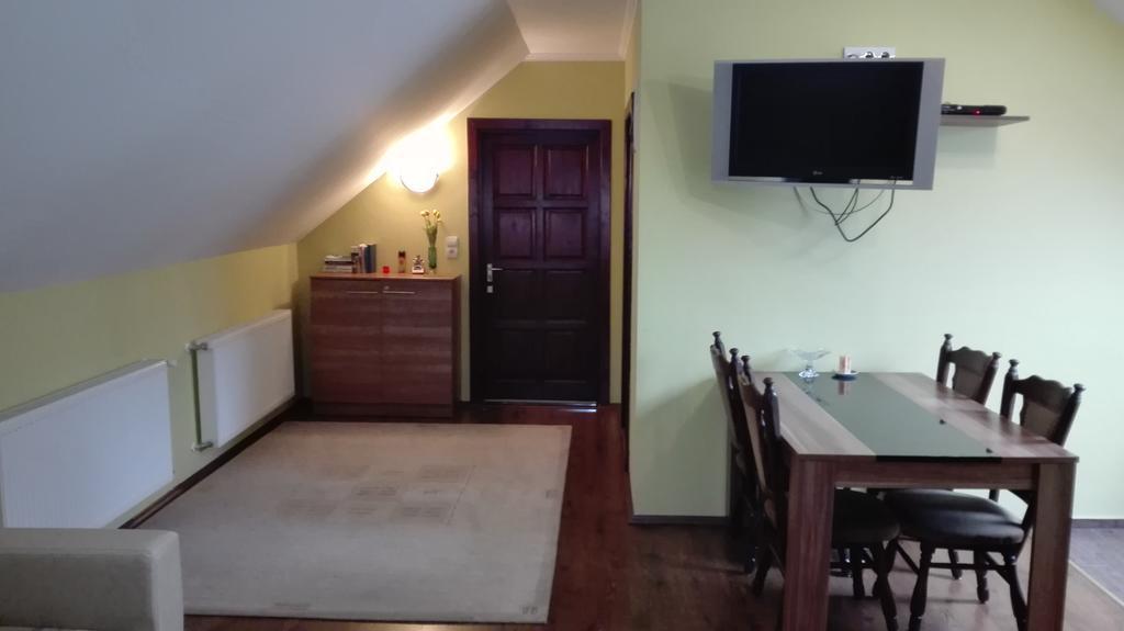 Csipkehaz Apartman Cserkeszolo Exterior photo